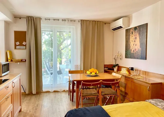 Apartment Yadranka *