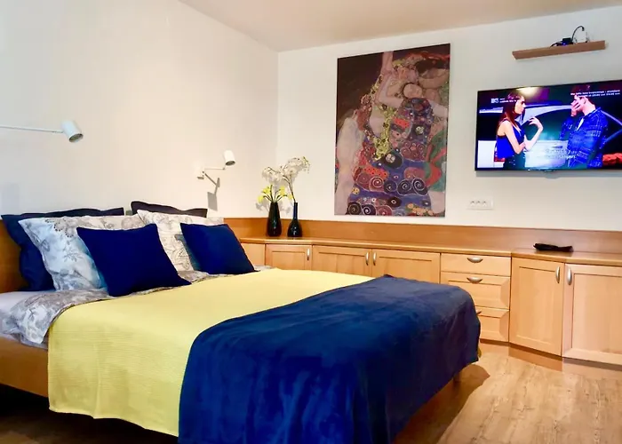 Yadranka 公寓 斯楚雅